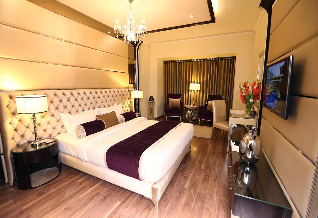 מלון Ramada By Wyndham מולטאן מראה חיצוני תמונה